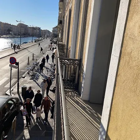 Апартаменты Sur Quai En Centre *